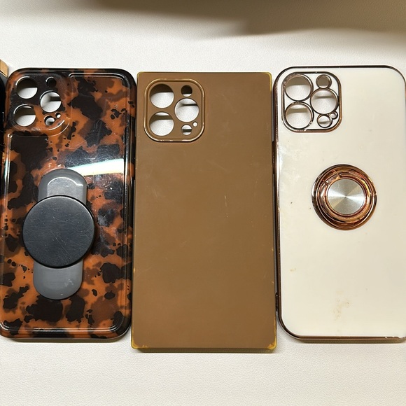 iPhone 12pro max phone case - Picture 3 of 4